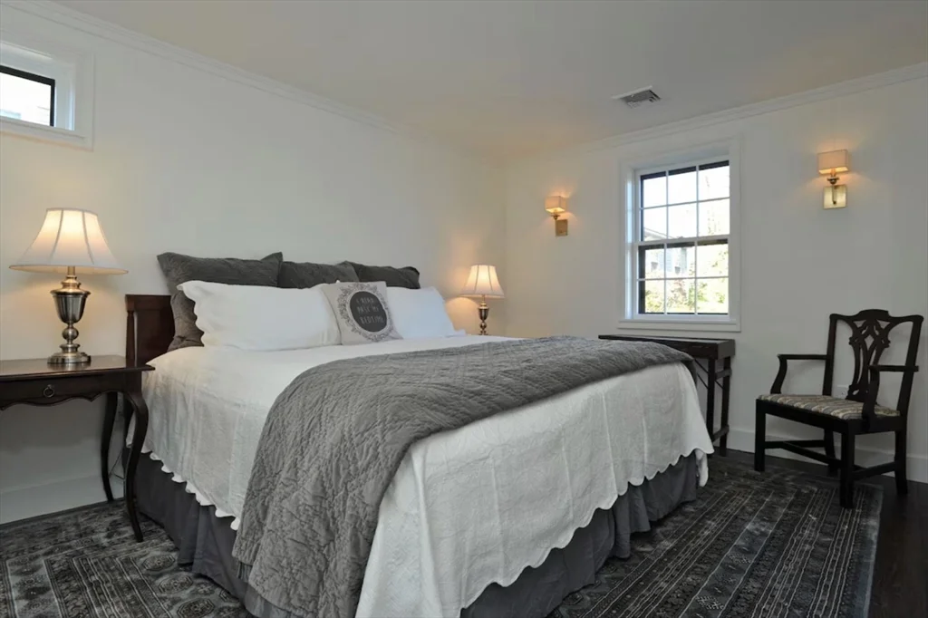 25 Broad St, Nantucket