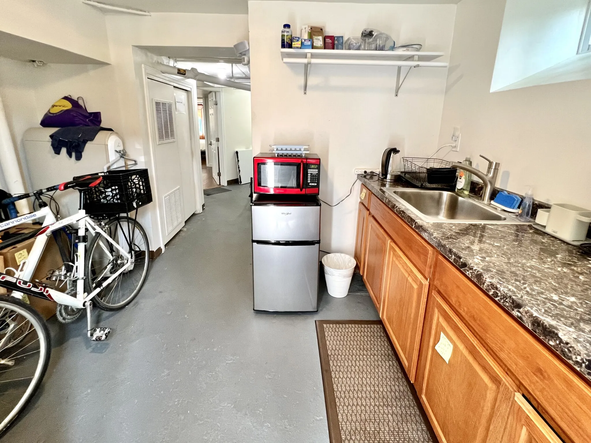 17 Sunset St, Mission Hill