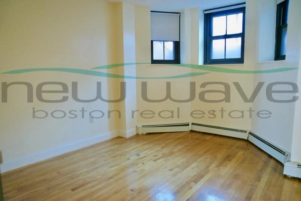 397 Massachusetts Ave, South End