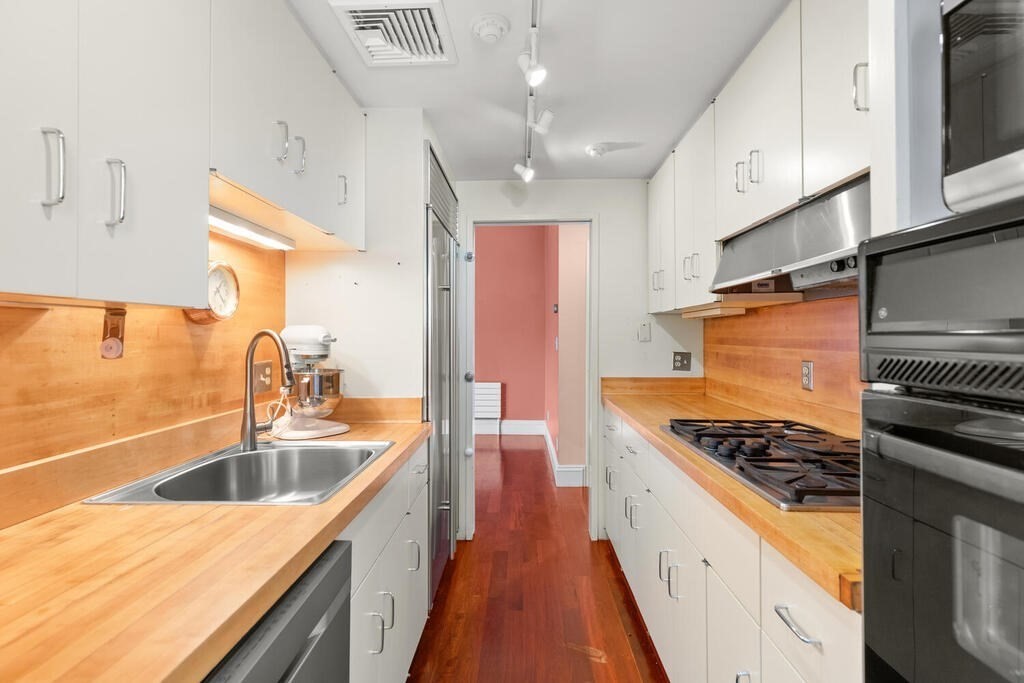 350 Tappan Rd, Beaconsfield