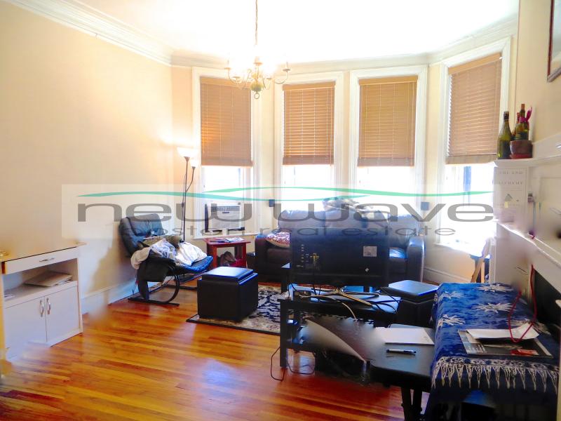 206 Commonwealth Ave, Back Bay