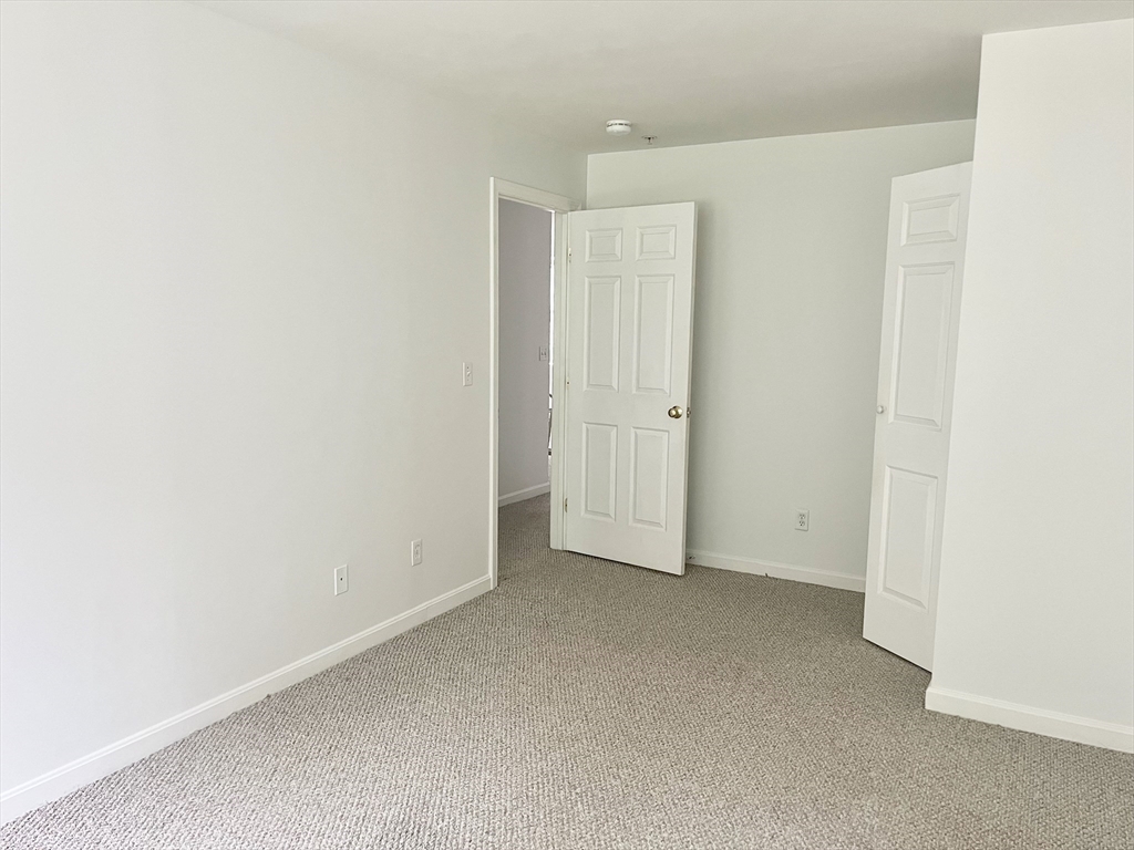 205 Chapin St, Southbridge