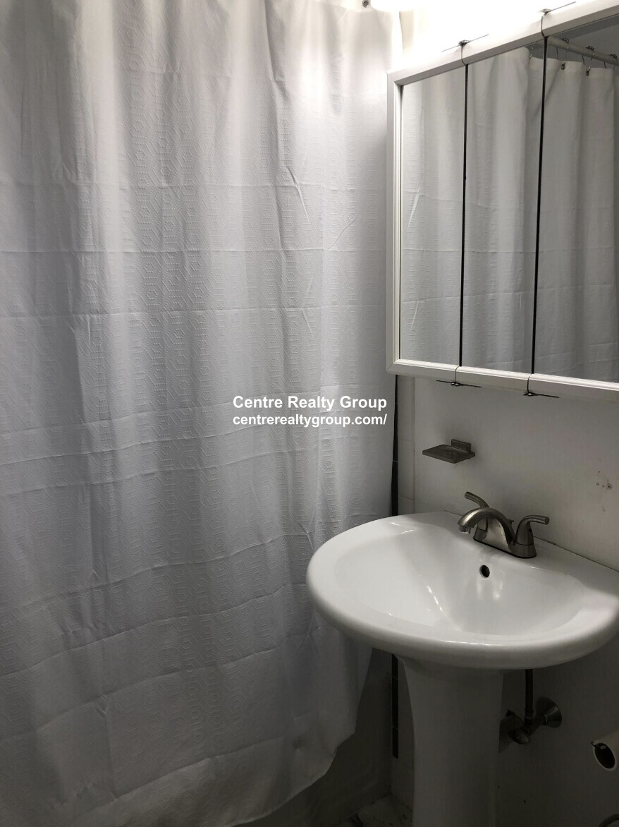 59 Wyman St, Jamaica Plain