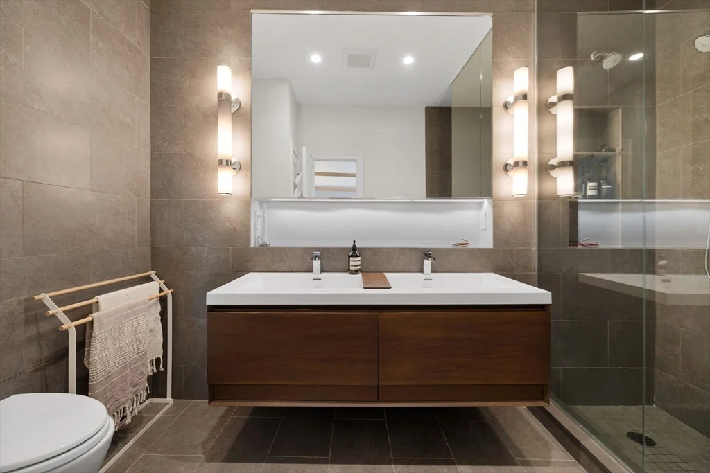 312 Shawmut Ave, South End