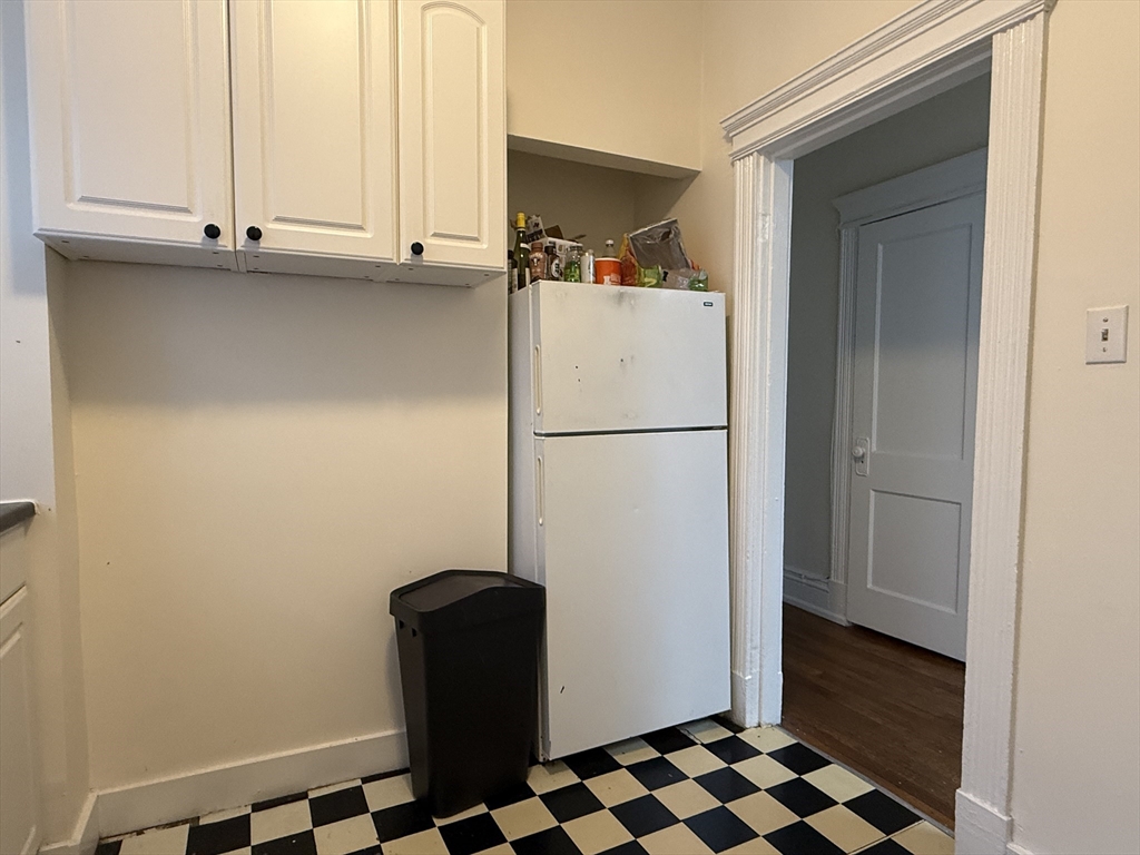 1957 Commonwealth Ave, Brighton