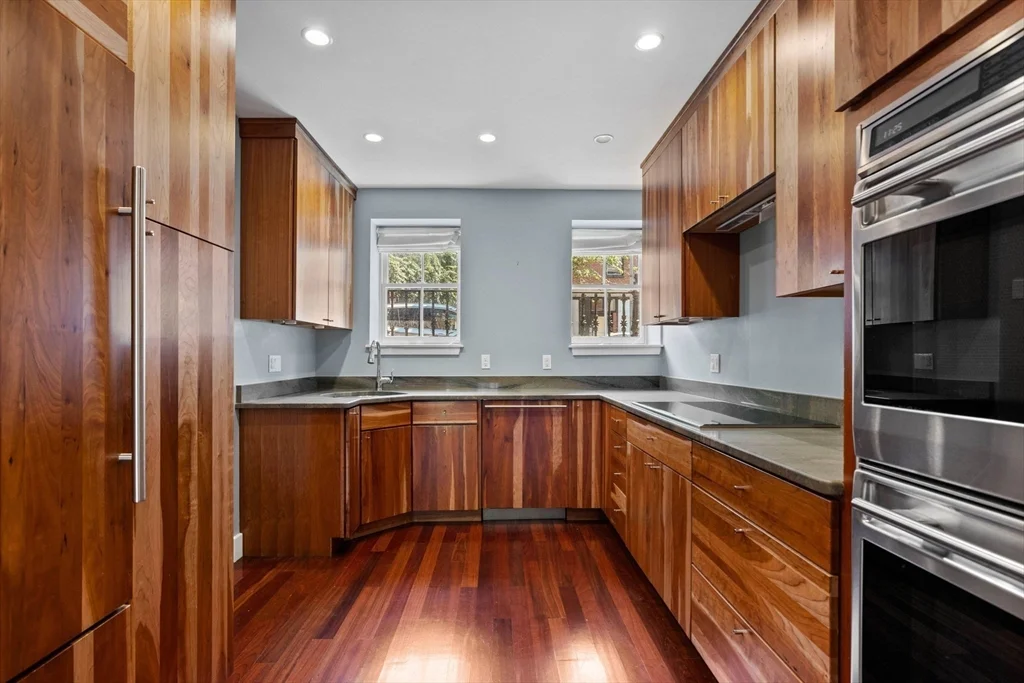 32 Clarendon, South End