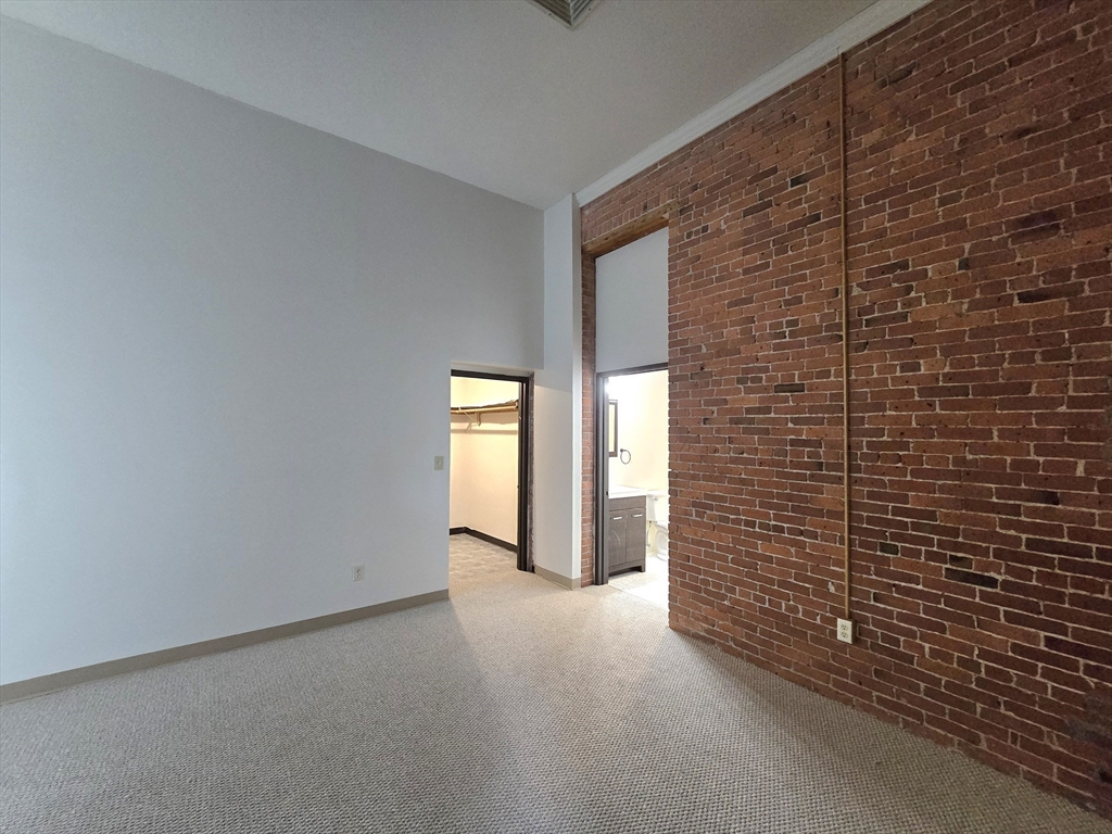 147 Rawson Rd, Quincy