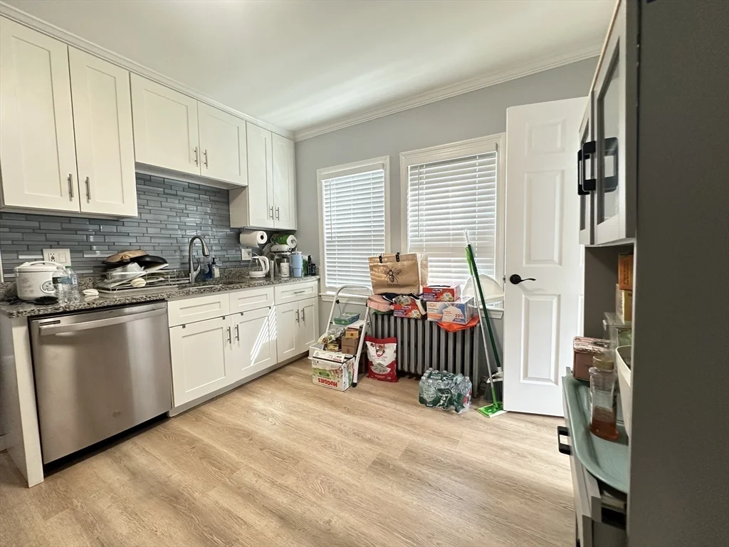 1 Vincent, Belmont