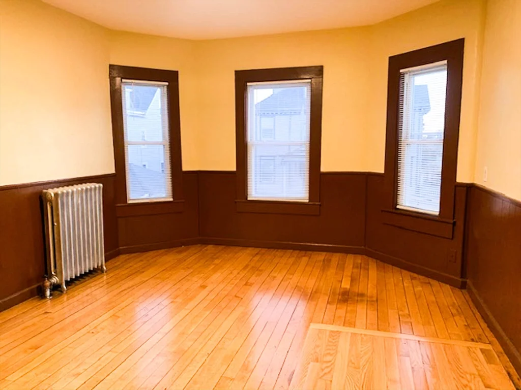 436 Warren Ave, Brockton