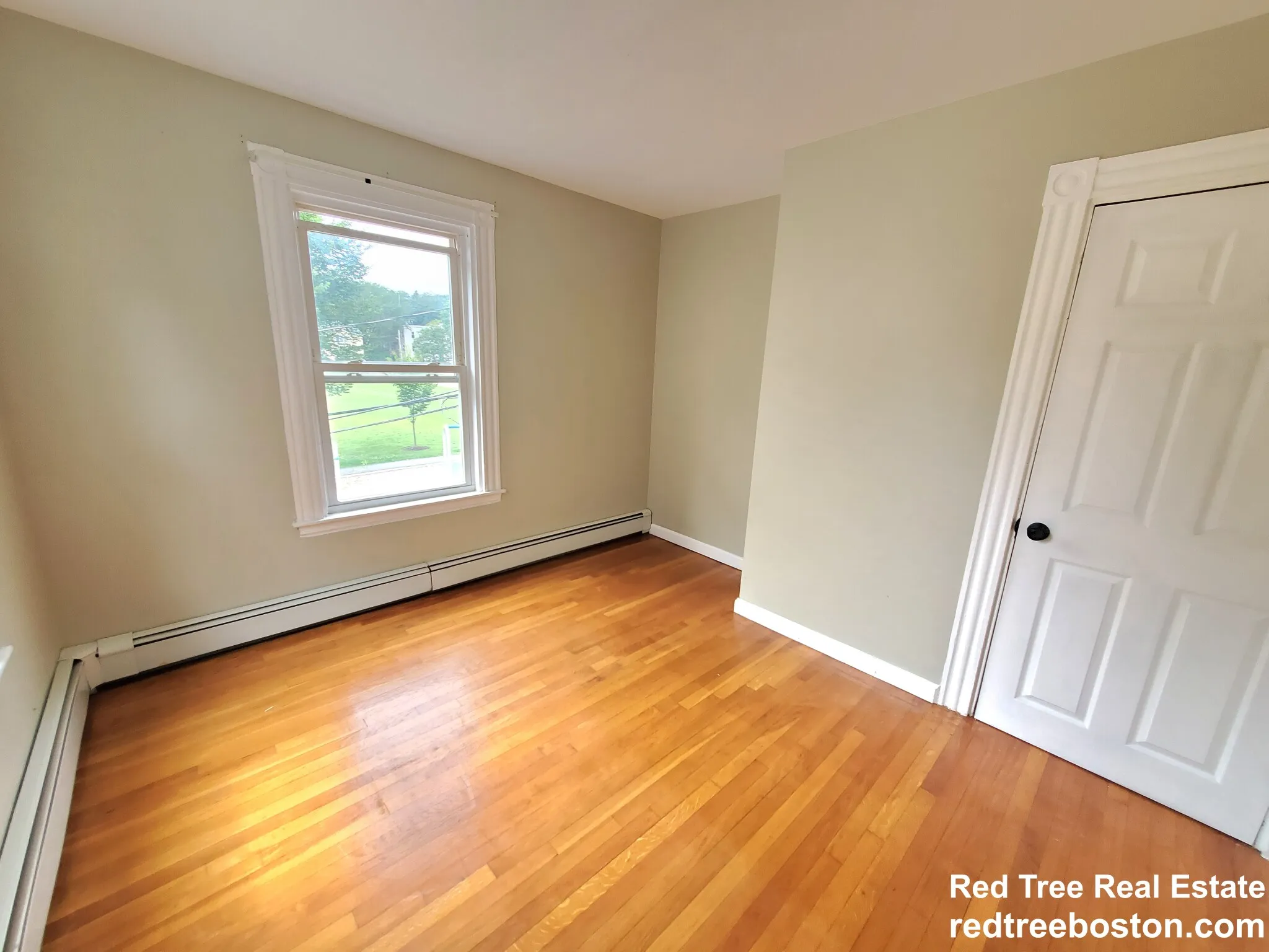 7 High Street Pl, Jamaica Plain