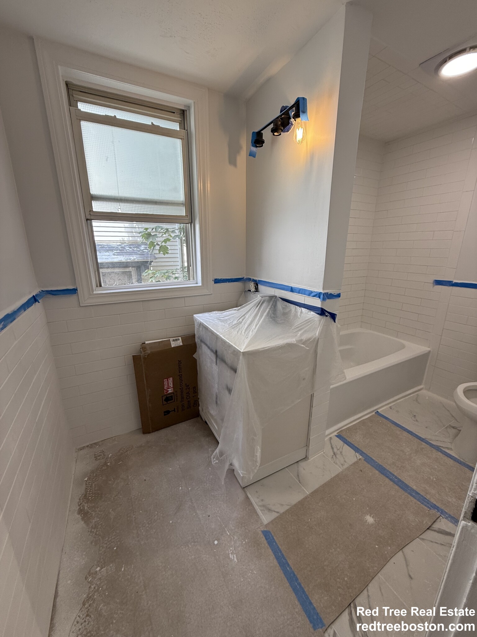 18 Quint Ave, Allston