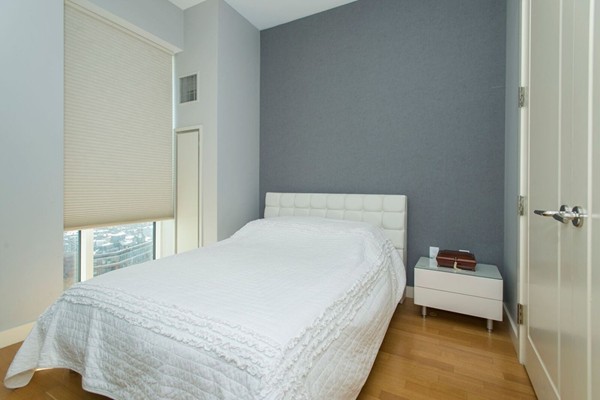 2 bed, 2 bath apartment for rent at 400 Stuart St Unit 20C, Back Bay — photo 3 of 7