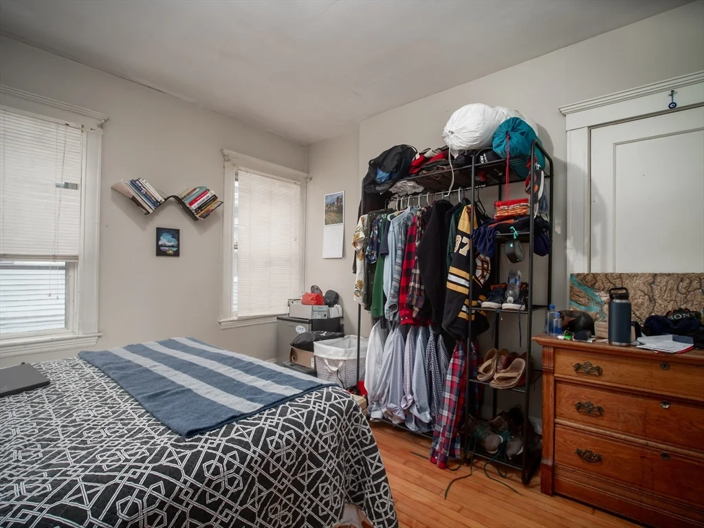 60 Powder House Blvd, Tufts