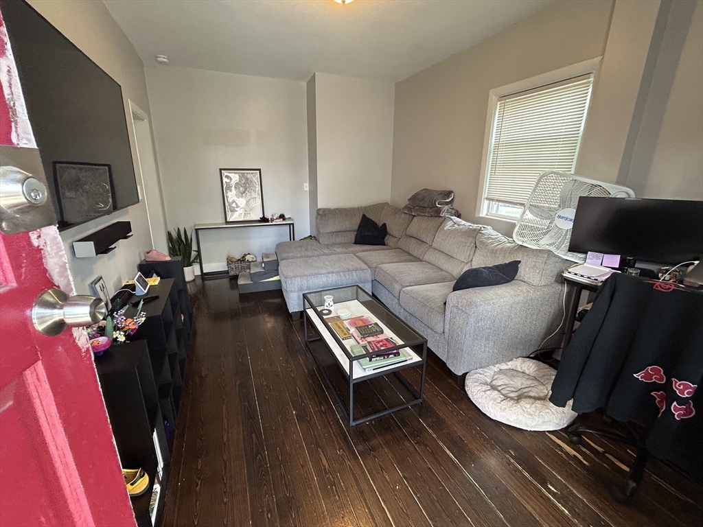 26 Tapley Ave, Revere