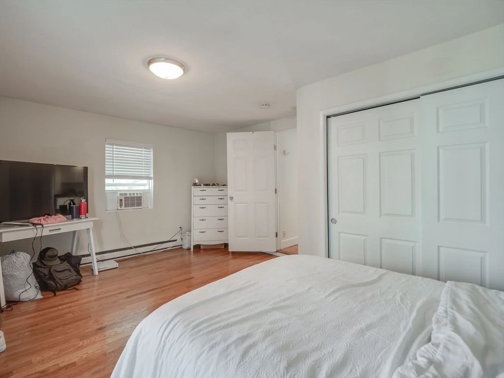 30 Mercer St, South Boston