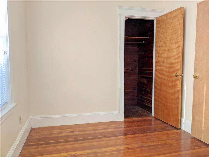 246 Harvard St, South Medford