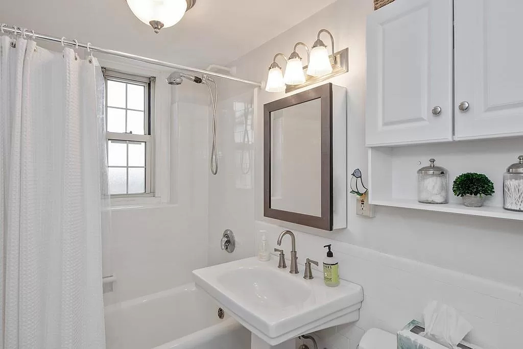 1450 Beacon, Coolidge Corner