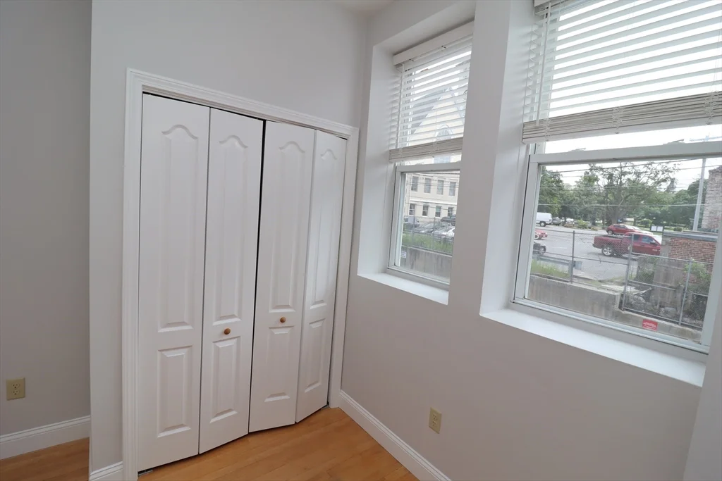 25 High St, Clinton