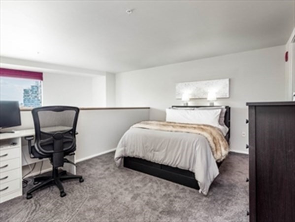 1 Earhart, East Cambridge