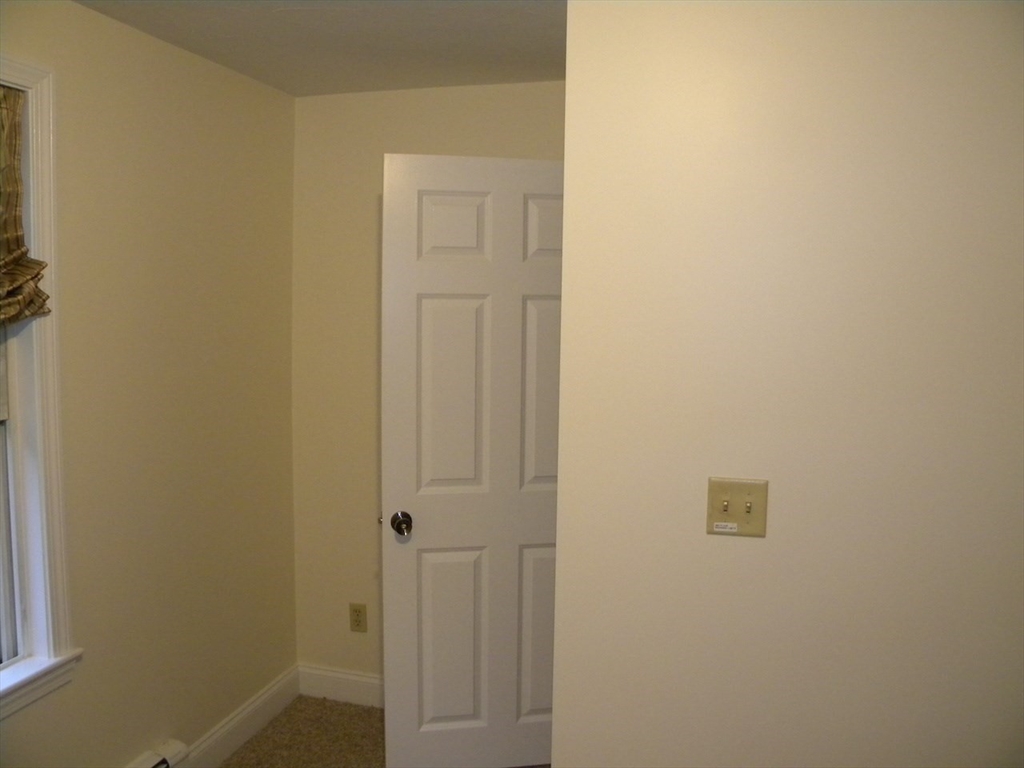 11 Dell Ave, Medford