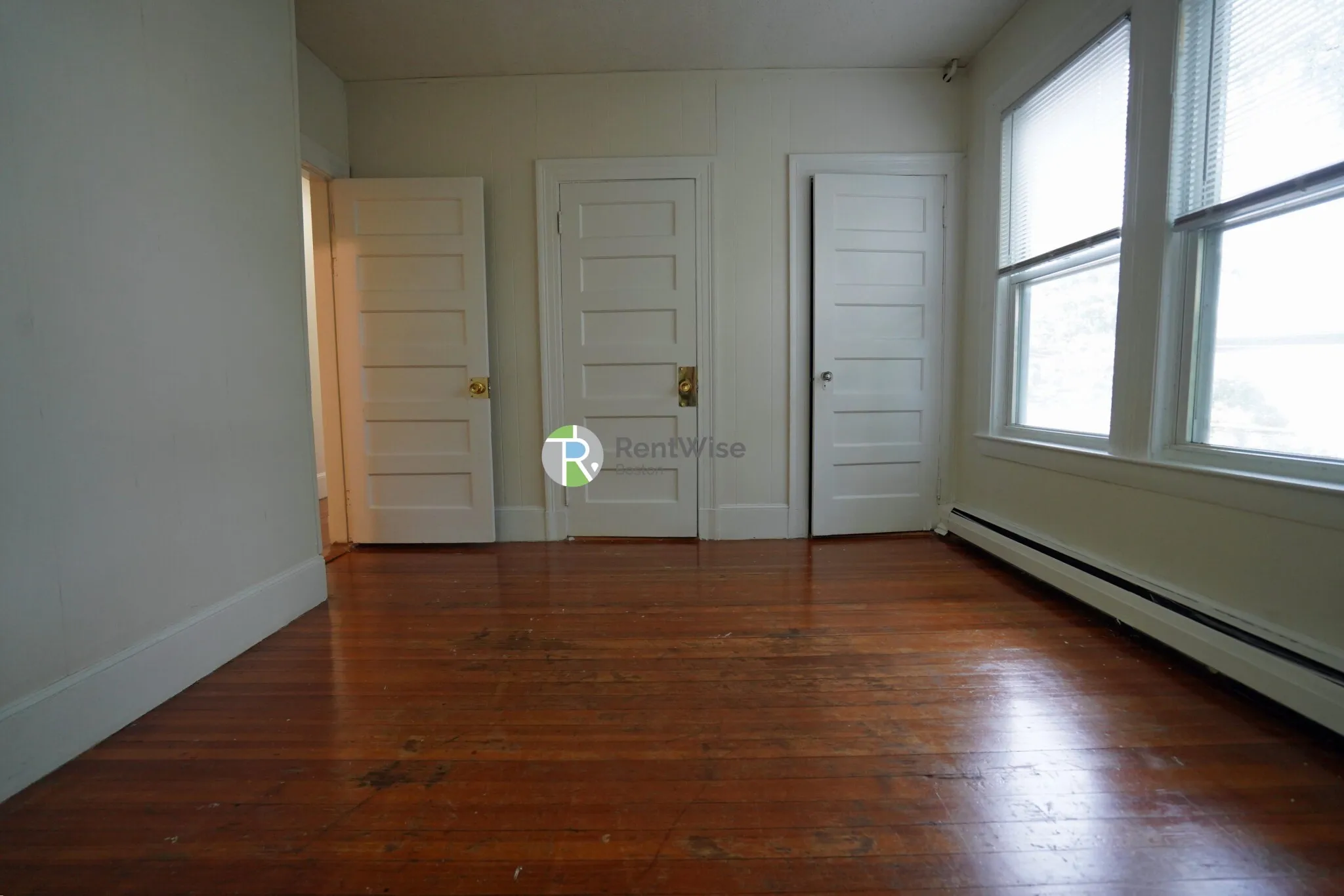 1 Ashford Ct, Allston