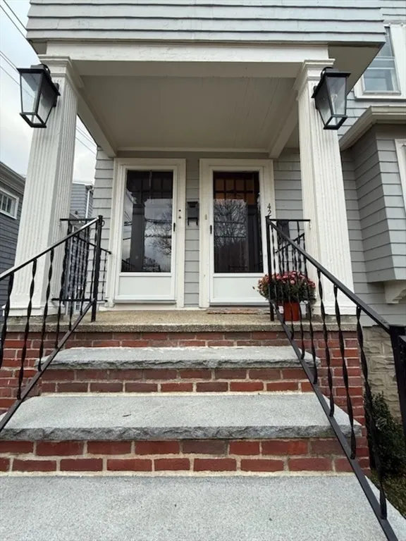 42 School St, Arlington