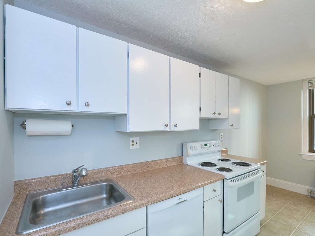 82 Jersey St, Fenway