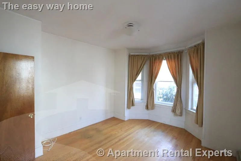 60.5 Sacramento St, Porter Square