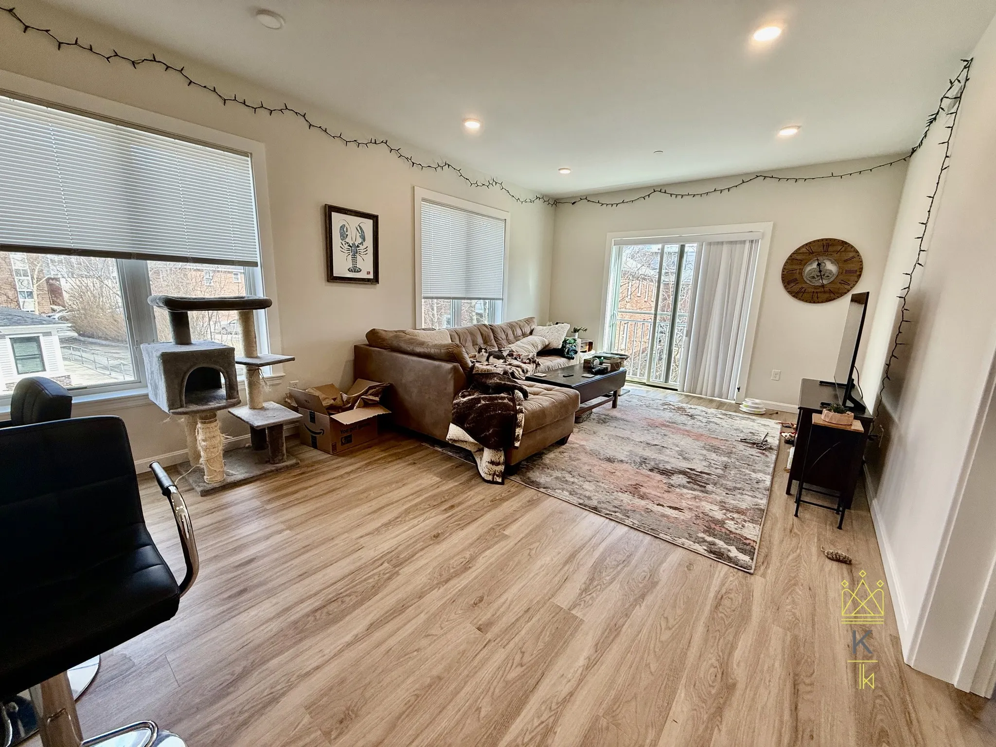 458 Washington St, Brighton
