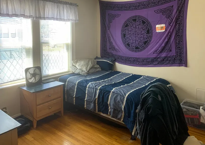 58 Buzzell Ln, South Medford