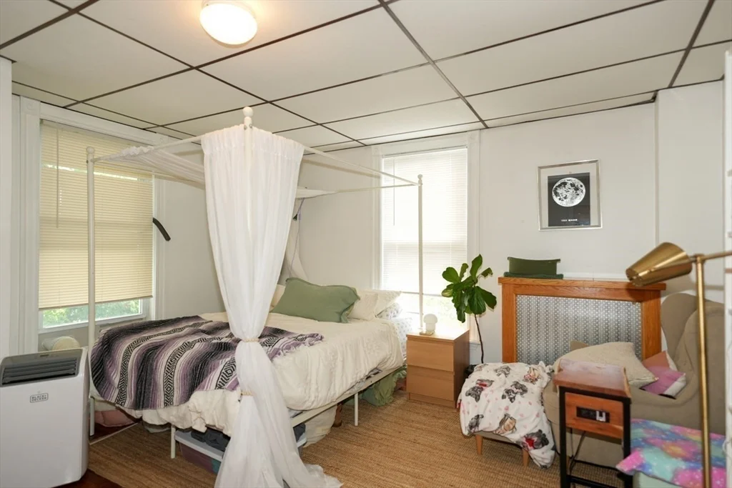 18 Summit Ave, Prospect Hill