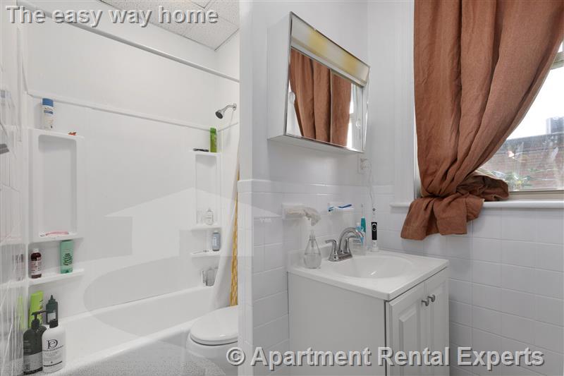 9 Woodbridge St, Davis Square