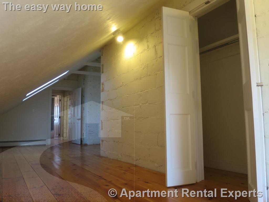 23 Lowell St, Porter Square