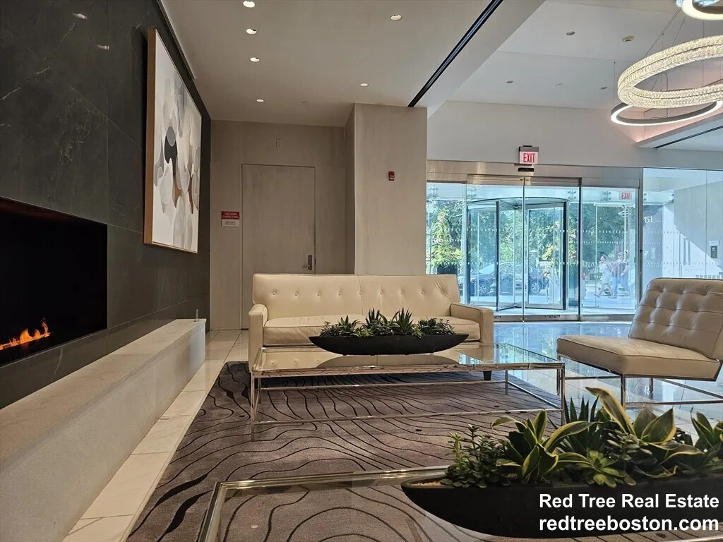 151 Tremont St, Midtown