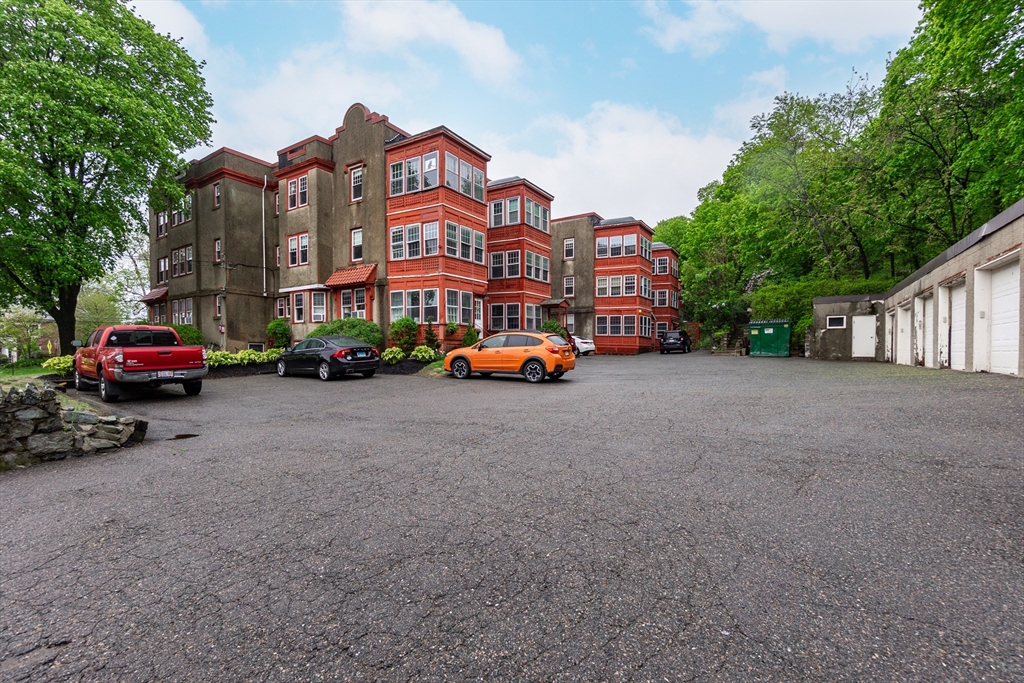 569 Franklin St, Melrose