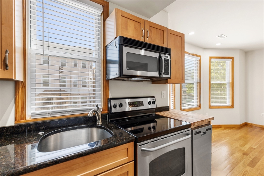 609-611 Dorchester Ave, South Boston