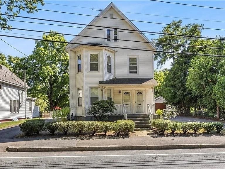 71 Thatcher St, Brockton