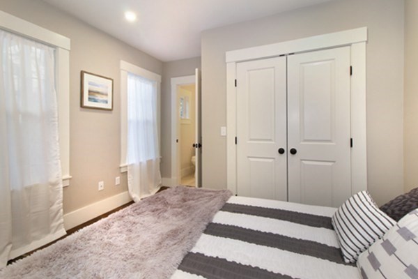 29 Bonair St, Somerville