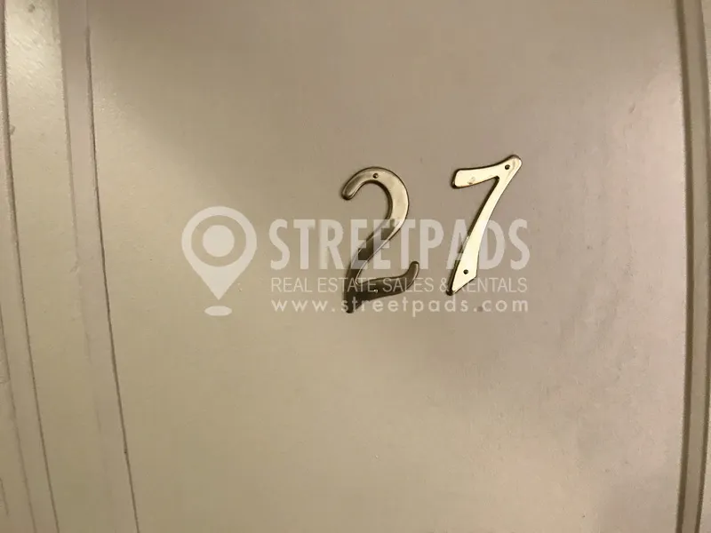 1175 Boylston St, Fenway