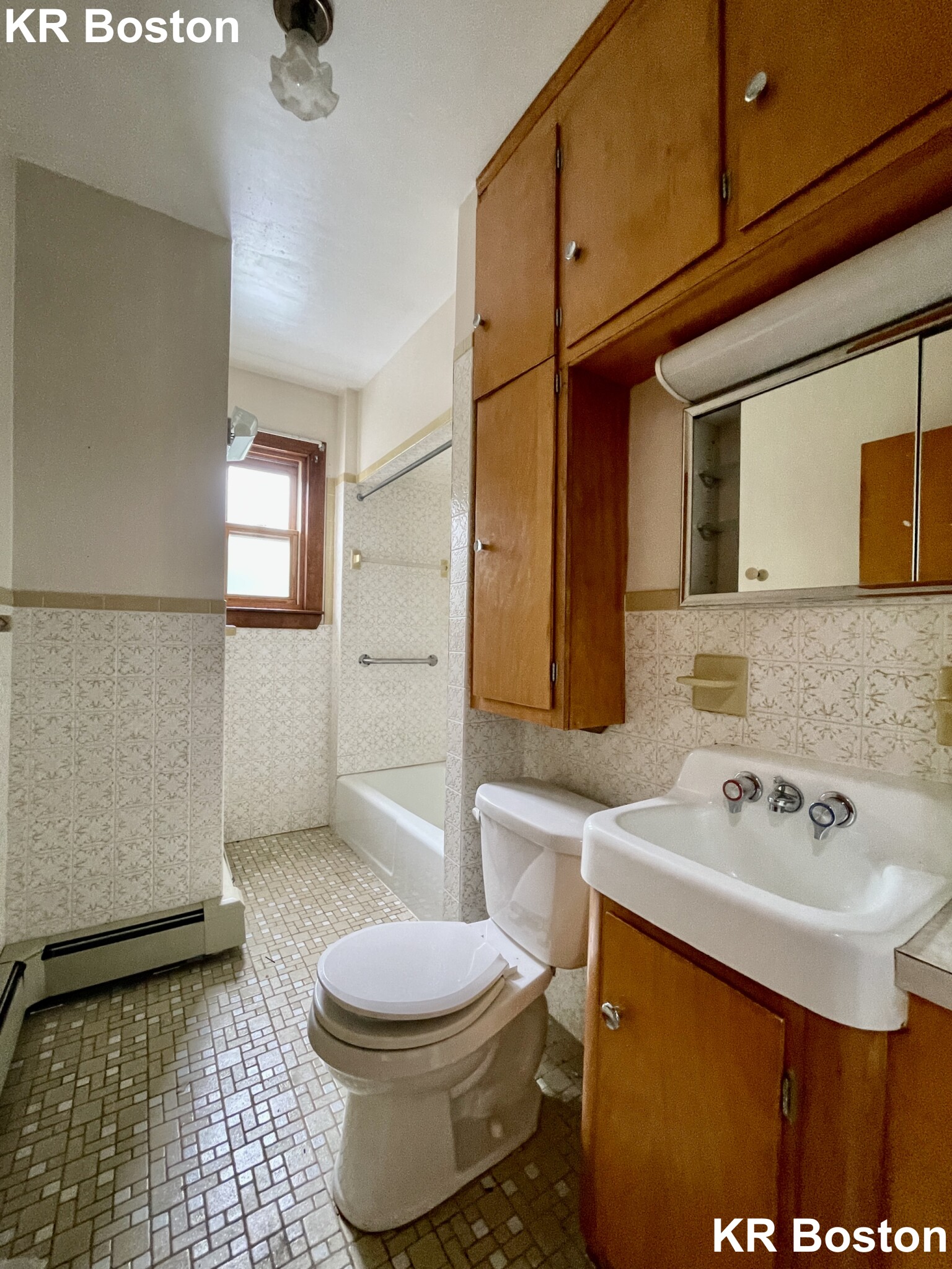 3 bed, 2 bath apartment for rent at 25 Shepard St Unit 1, Brighton — photo 5 of 5