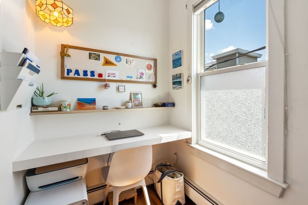 1 bed, 1 bath apartment for rent at 21 Wall St Unit 2, Medford Street / The Neck — photo 14 of 18