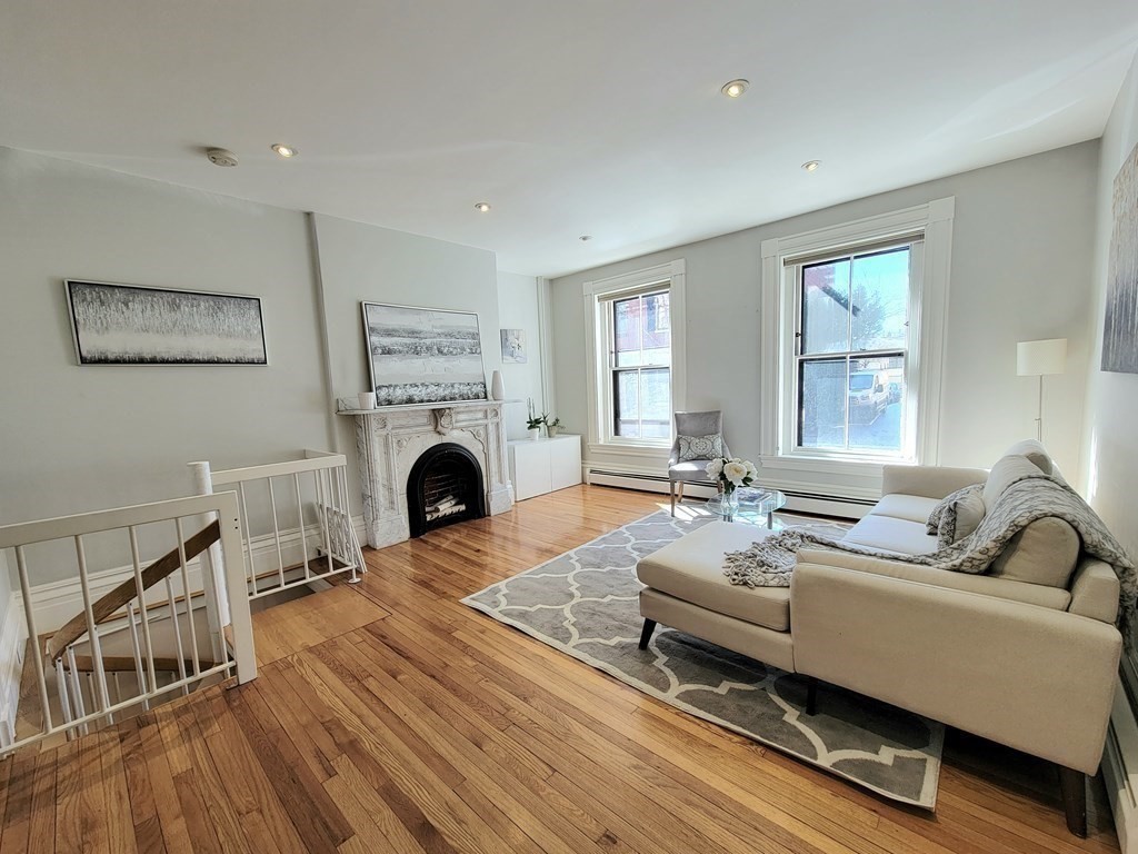 1 bed, 1 bath apartment for rent at 21 Harvard St Unit 1, Charlestown — photo 2 of 13