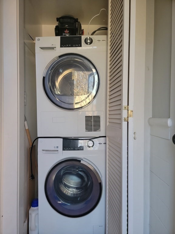 1 bed, 1 bath apartment for rent at 21 Harvard St Unit 1, Charlestown — photo 4 of 13