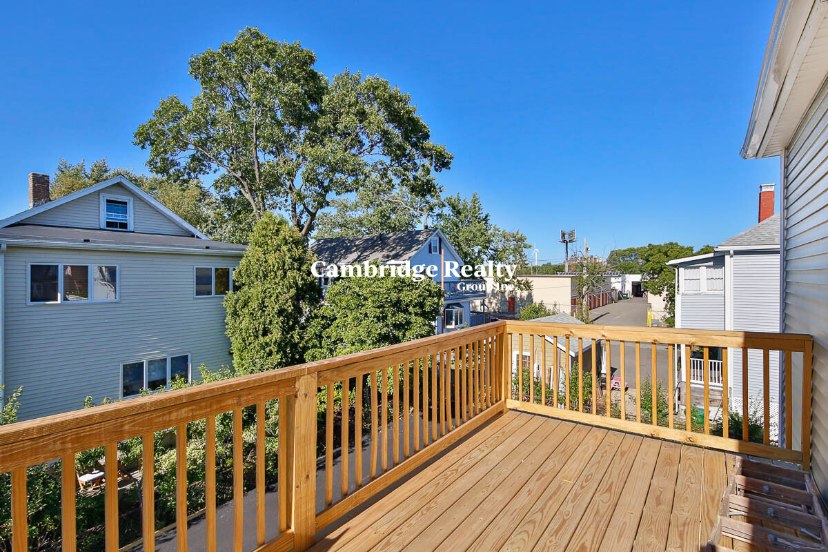 4 bed, 4+ bath apartment for rent at 39 Harvard St Unit 2, South Medford — photo 19 of 20