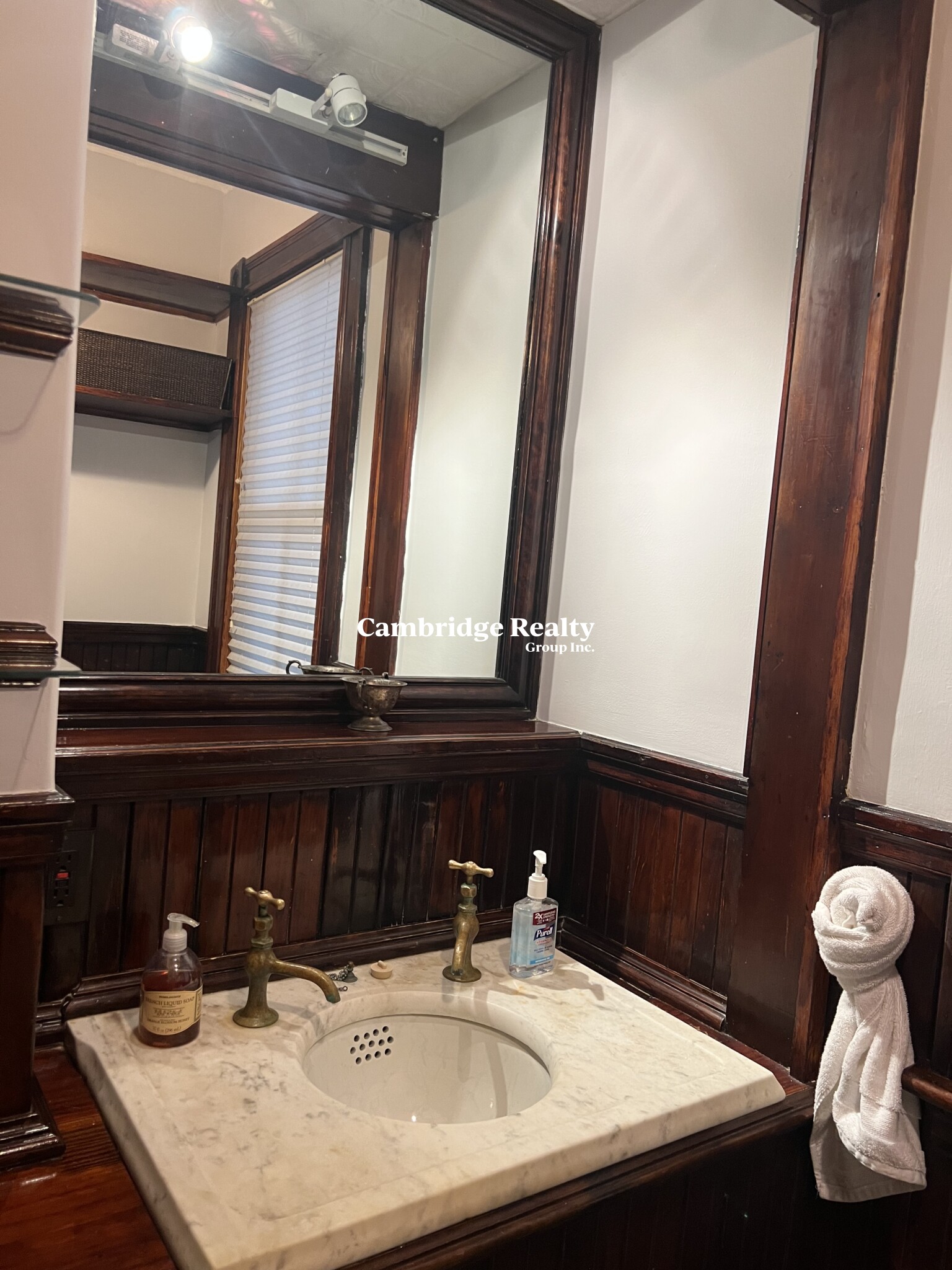 2.5 bed, 1.5 bath apartment for rent at 119 Antrim St Unit , Mid Cambridge — photo 21 of 27