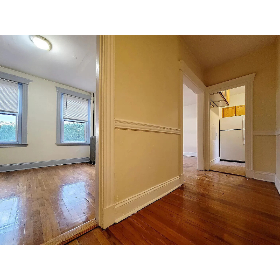 360 Riverway, Mission Hill