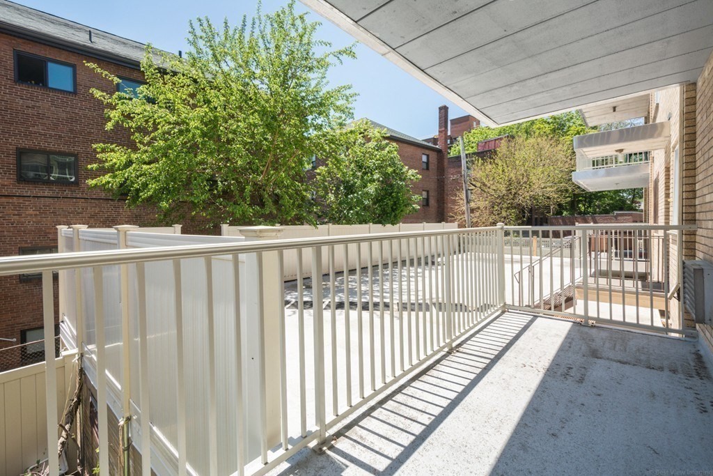 123 Sewall Ave, Longwood