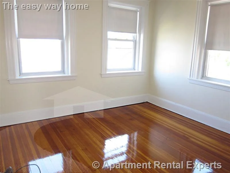 155 Summer St, Spring Hill