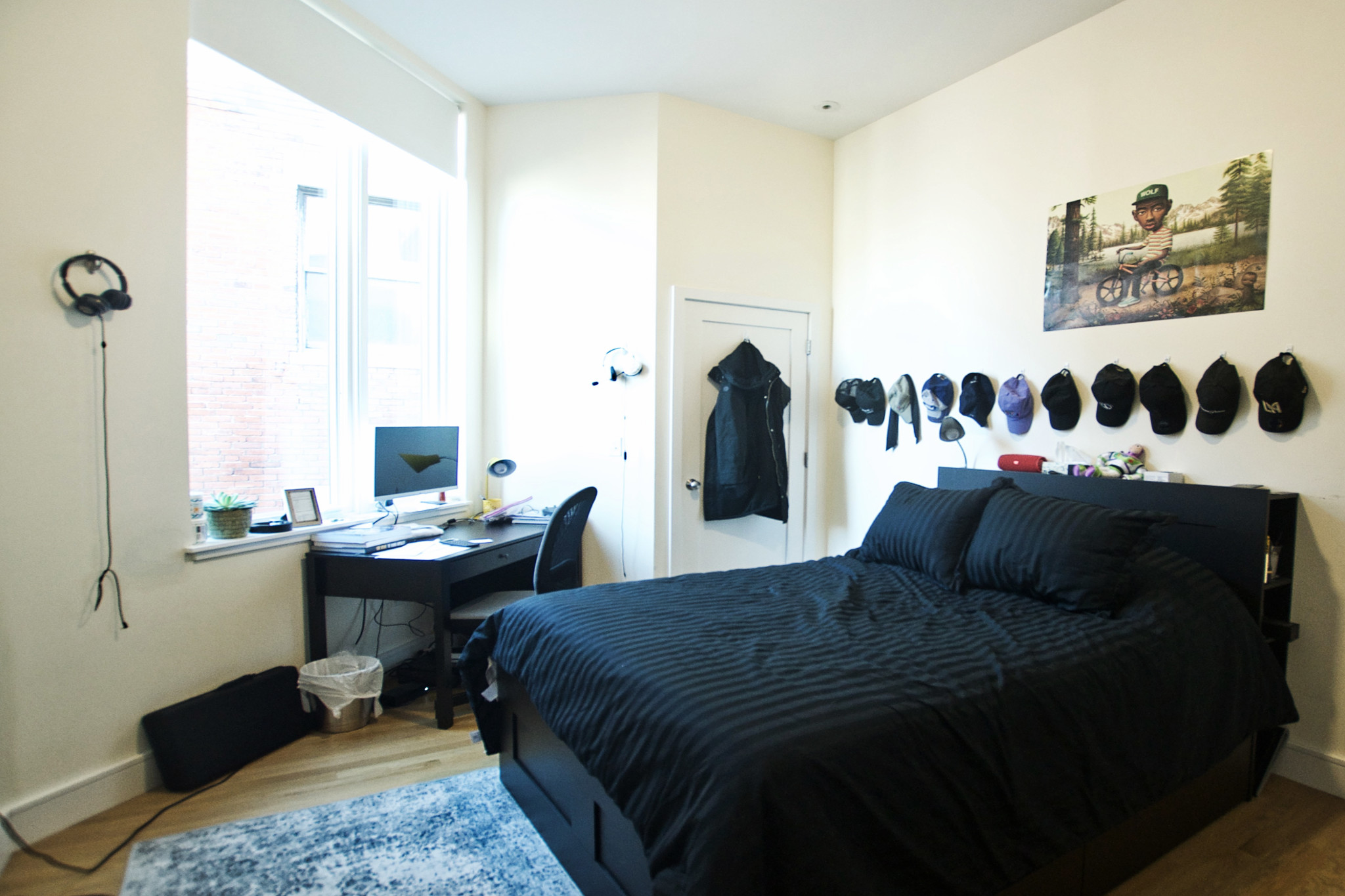 877 Beacon St, Fenway