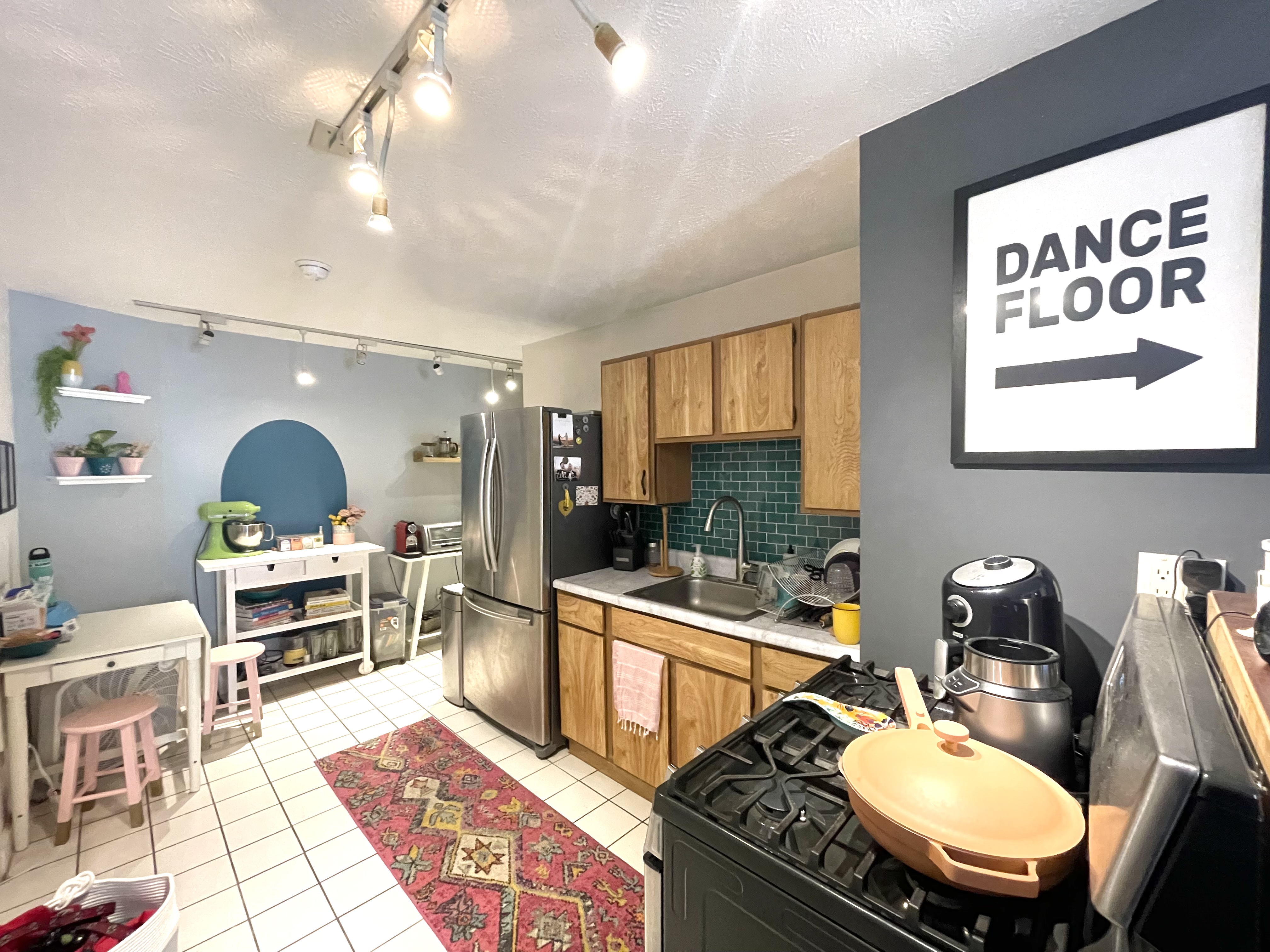 1 bed, 1 bath apartment for rent at 527 3rd St Unit 2F, South Boston — photo 2 of 5